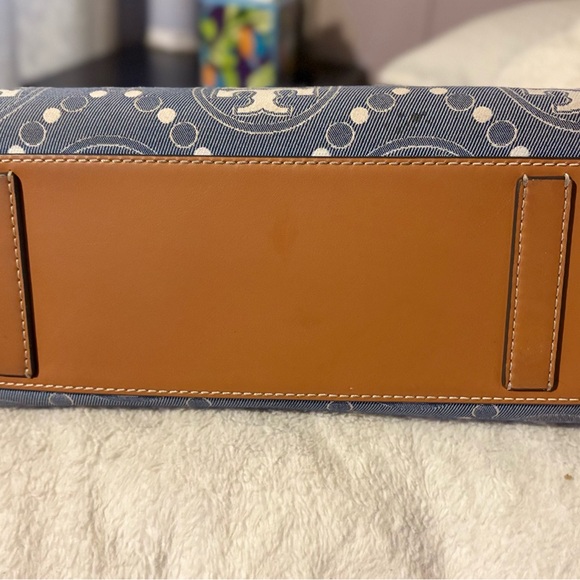 Tory Burch T Monogram small tote in denim - Picture 15 of 16